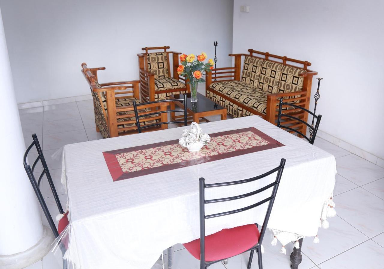 Hillstreet Villa Dehiwala-Mount Lavinia Exterior photo