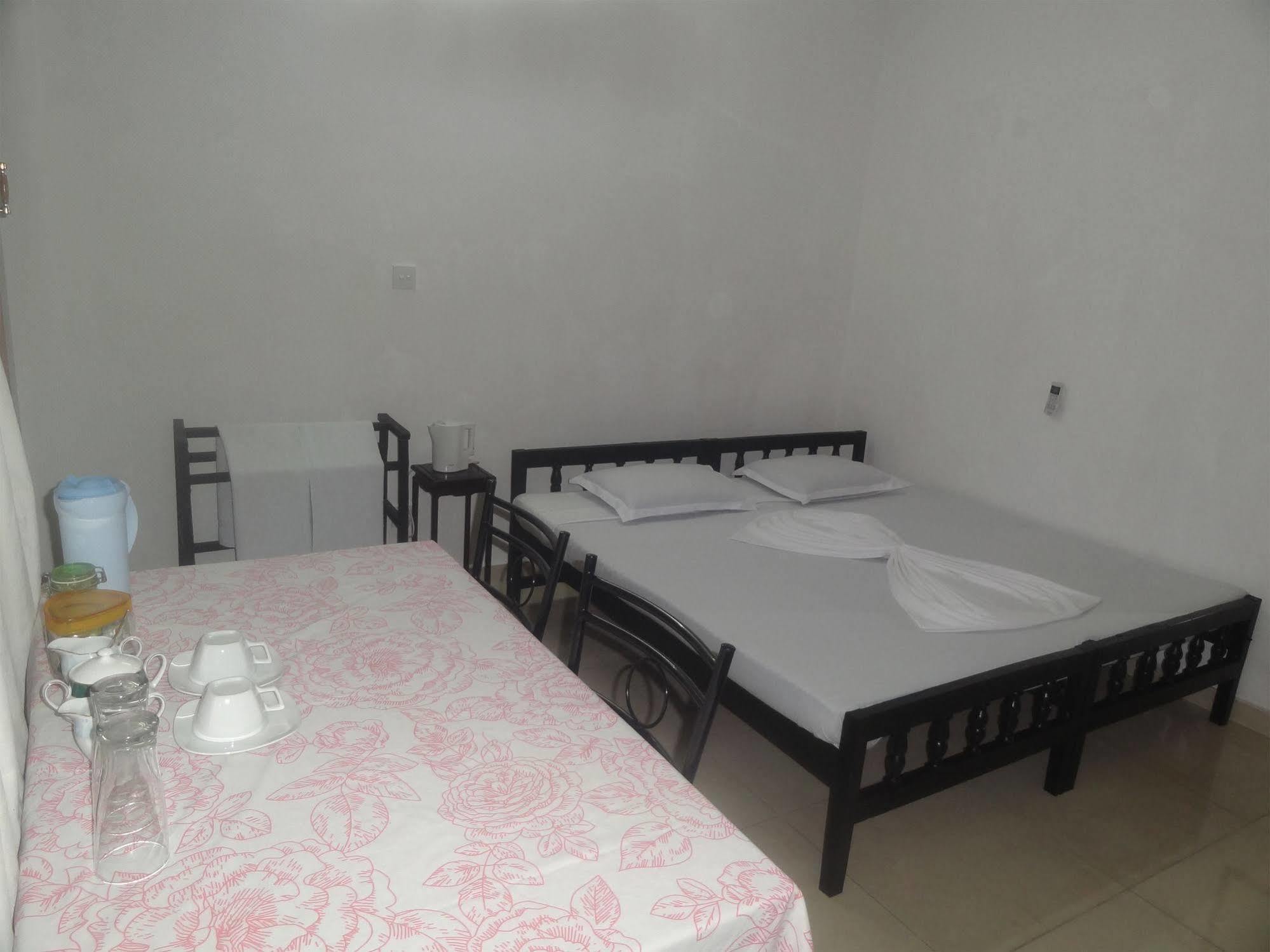 Hillstreet Villa Dehiwala-Mount Lavinia Exterior photo